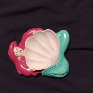 Vintage Ariel soap dish